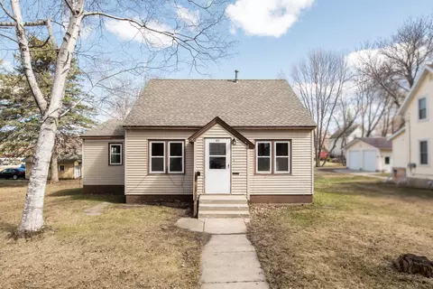 411 1st Ave SE, Glenwood, MN 56334