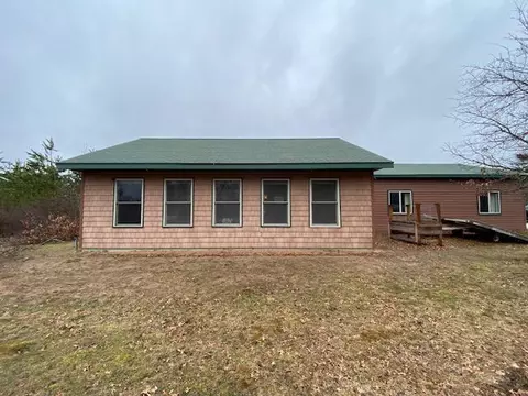 16087 S Cove Ln, Wascott Twp, WI 54838