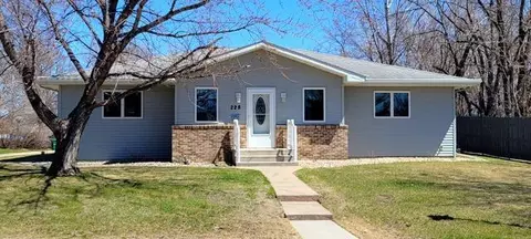 228 Minnesota St N, Ortonville, MN 56278
