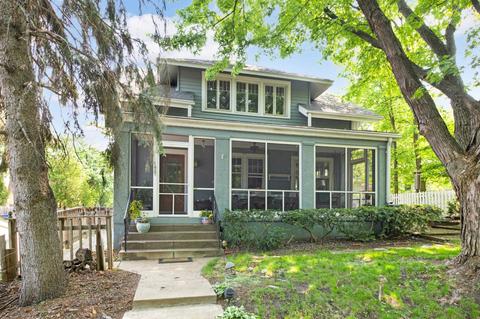 1338 Keston St, Saint Paul, MN 55108