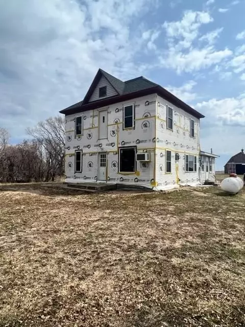 87548 County Road 10, Sacred Heart, MN 56285