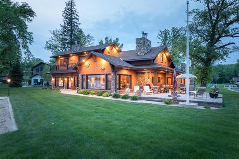 914 Bay Ln NE, Alexandria, MN 56308