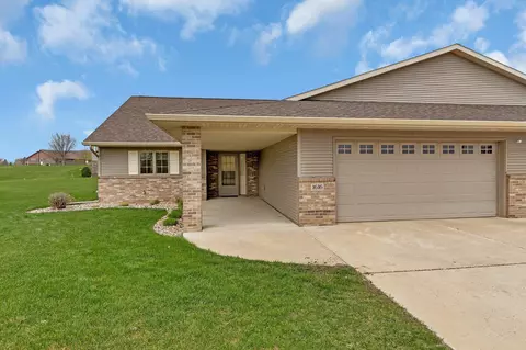 1616 NE Lower Trentwood Cir, Willmar, MN 56201