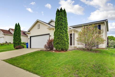 5365 Kingston Pl NW, Rochester, MN 55901