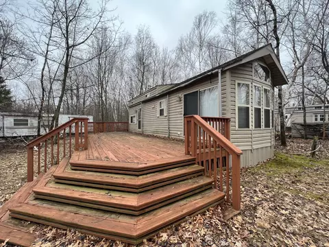 E7 Lot 82 & E9 Lot 81 Pathfinder Village, Hinckley, MN 55037