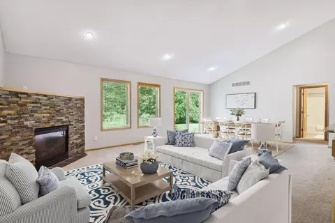 3663 Hunters Trl, Minnetrista, MN 55375