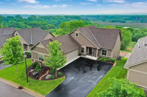 107 Crest Dr, Carver, MN 55315