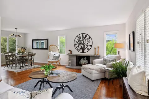 5216 Meadow Rdg, Edina, MN 55439