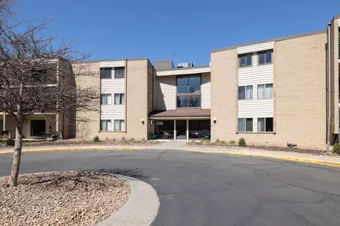 11160 Anderson Lakes Pkwy #200, Eden Prairie, MN 55344