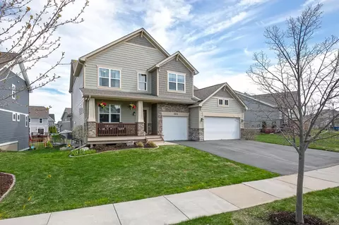 4053 Holasek Path, Chaska, MN 55318