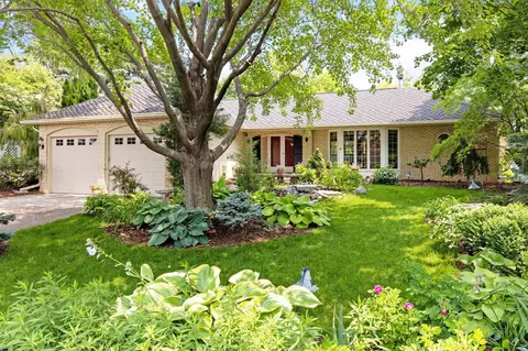 12070 48th Ave N, Plymouth, MN 55442
