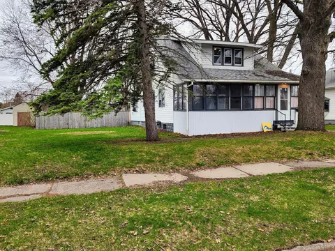 110 Hatten Ave, Rice Lake, WI 54868