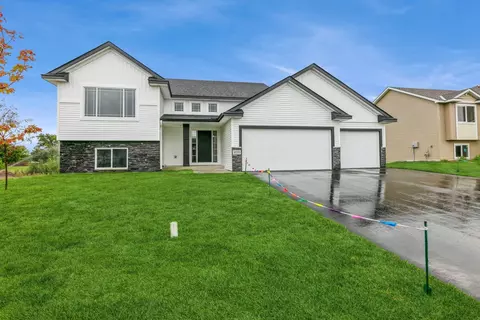 18535 Salem St NW, Elk River, MN 55330