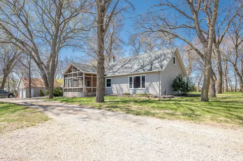 51280 60th St, Bricelyn, MN 56014