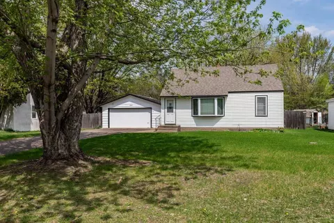2215 Terrace Dr, Mounds View, MN 55112