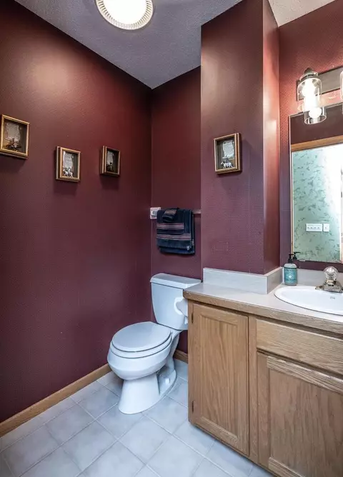3970 Trotters Ct, Eagan, MN 55123 photo 27