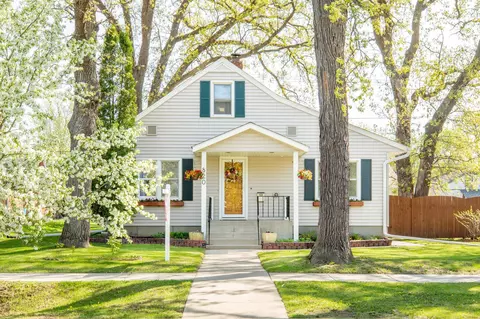 820 8th Ave N, Saint Cloud, MN 56303