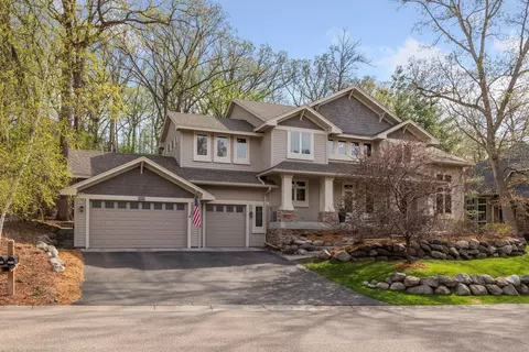 13775 Evergreen Ct, Apple Valley, MN 55124