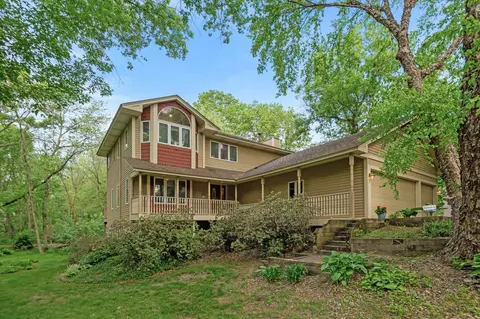 2700 Evergreen Cir, White Bear Township, MN 55110