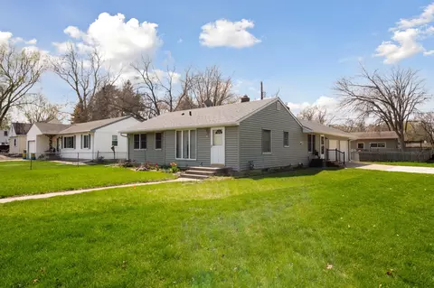 3500 Moorland Rd, Minnetonka, MN 55345