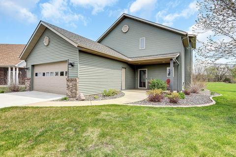 216 Hummingbird Ct, Clearwater, MN 55320