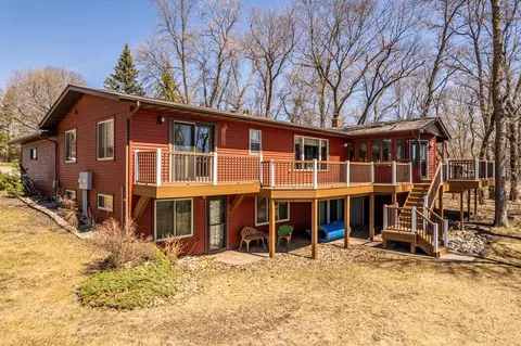 2425 N Long Lake Rd, Detroit Lakes, MN 56501