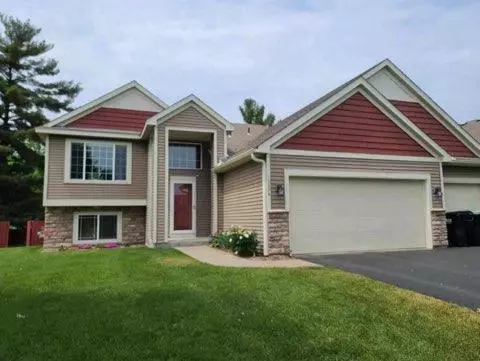 15294 Wintergreen St NW, Andover, MN 55304
