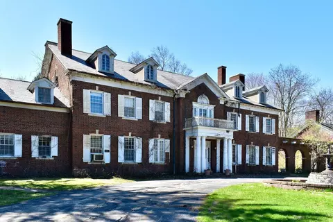 22571 Briarcombe Ln, Winona, MN 55987