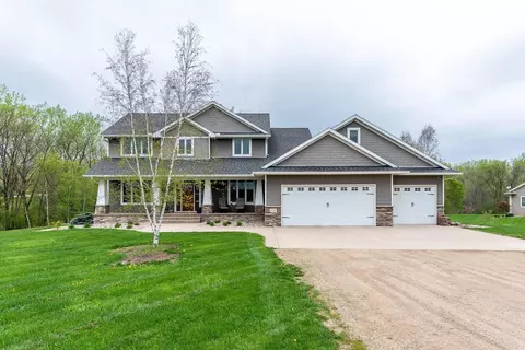 18502 587th Ln, Mankato, MN 56001