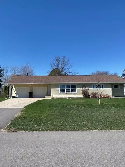 110 Robert St, Ostrander, MN 55961