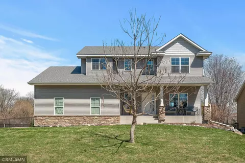 3047 Woodale Dr, Mounds View, MN 55112