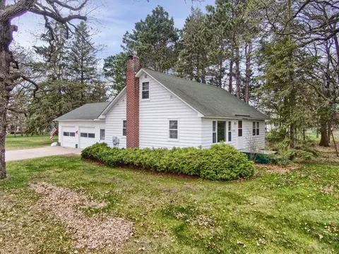 15026 Crosstown Blvd NW, Andover, MN 55304
