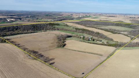 16088 Maple Rd, Preston, MN 55965