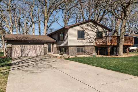 1420 Swanhill Dr, Albert Lea, MN 56007