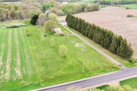 570 3rd St, Clayton, WI 54004