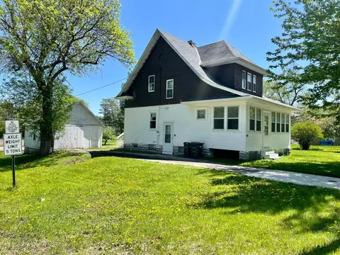 401 2nd St S, Grove City, MN 56243