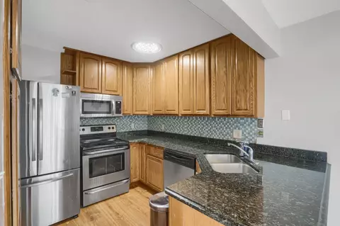 1489 Woodview Ave E, Eagan, MN 55122 photo 7
