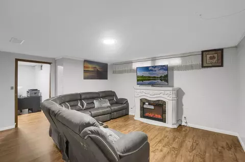 1489 Woodview Ave E, Eagan, MN 55122 photo 11