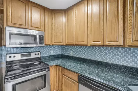 1489 Woodview Ave E, Eagan, MN 55122 photo 9