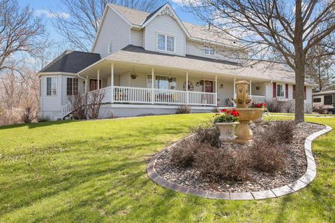 2370 7th St SW, Buffalo, MN 55313
