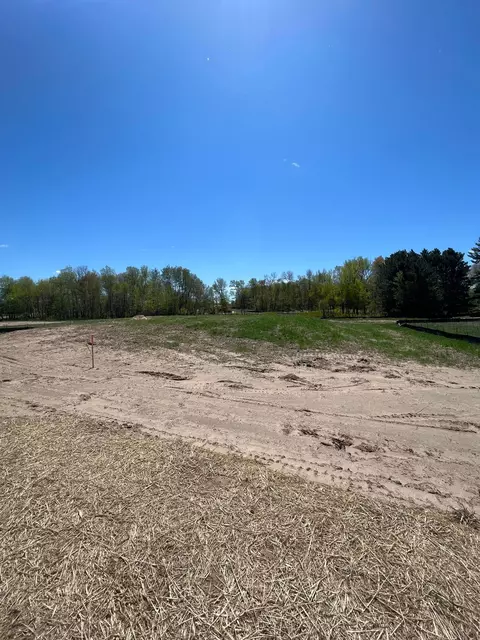 870 174th Ave NE, Ham Lake, MN 55304