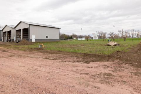 Ddd Tbd S Church Avenue, Hills, MN 56138