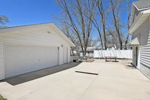 922 3rd Ave NW, Faribault, MN 55021 photo 4