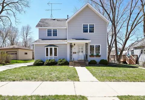 922 3rd Ave NW, Faribault, MN 55021 photo 2