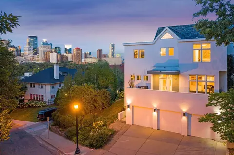 1611 Dupont Ave S, Minneapolis, MN 55403