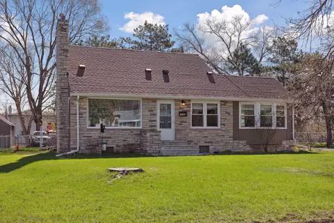 7640 Noble Ave N, Brooklyn Park, MN 55443