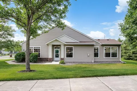 3923 Lawndale Ln N, Plymouth, MN 55446