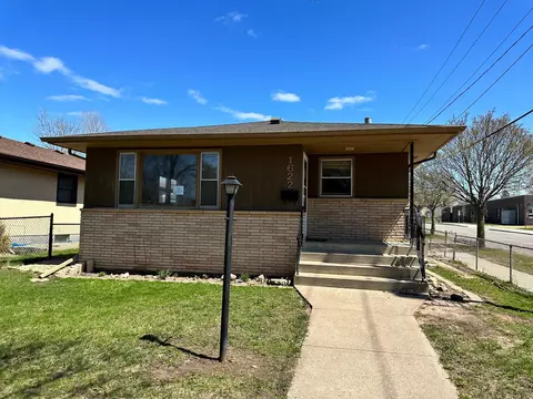 1622 Barclay St, Saint Paul, MN 55106