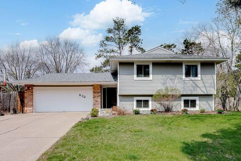 932 Sunrise Ave, Stillwater, MN 55082
