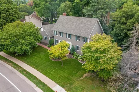 7417 Gleason Rd, Edina, MN 55439